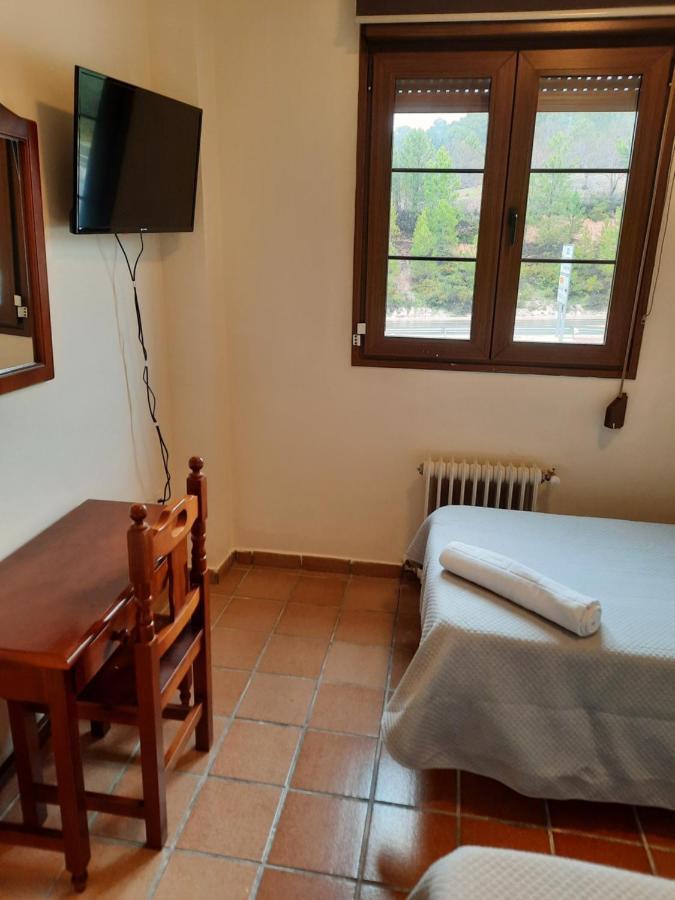 Apartamentos Refugio Del Viajero Parauta Kültér fotó