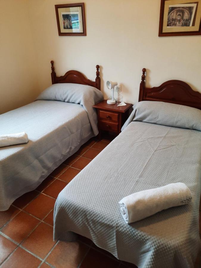 Apartamentos Refugio Del Viajero Parauta Kültér fotó