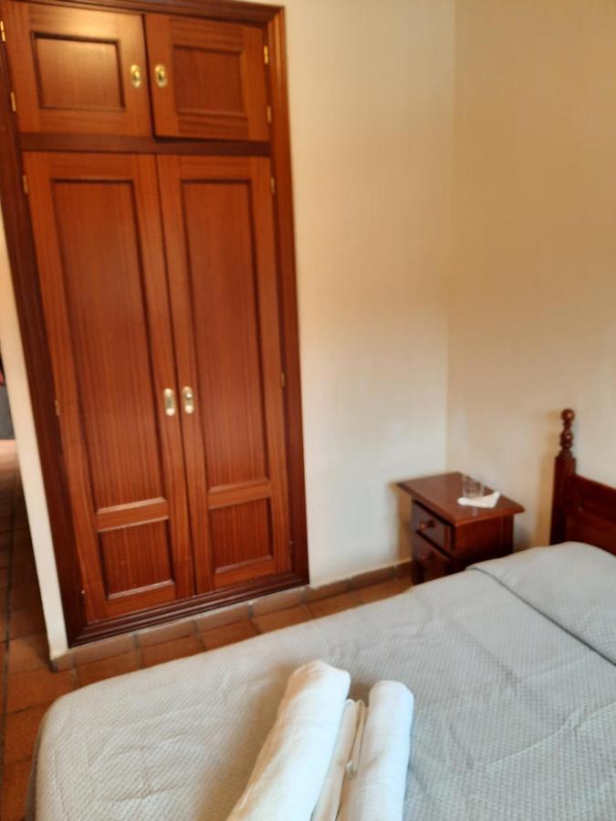 Apartamentos Refugio Del Viajero Parauta Kültér fotó