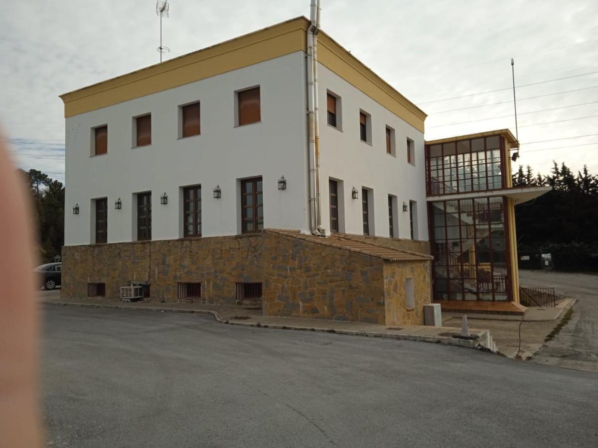 Apartamentos Refugio Del Viajero Parauta Kültér fotó