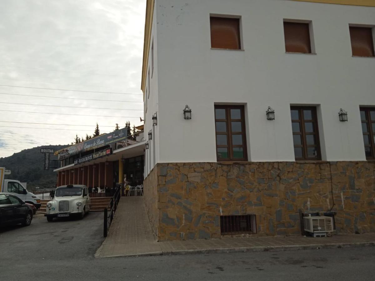 Apartamentos Refugio Del Viajero Parauta Kültér fotó