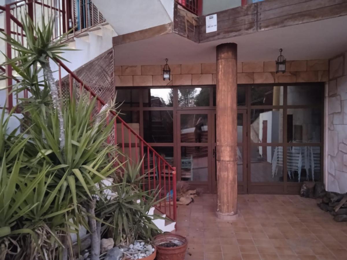 Apartamentos Refugio Del Viajero Parauta Kültér fotó